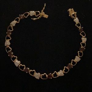 Beautiful Heart Genuine Garnet Stone 14 k Gold